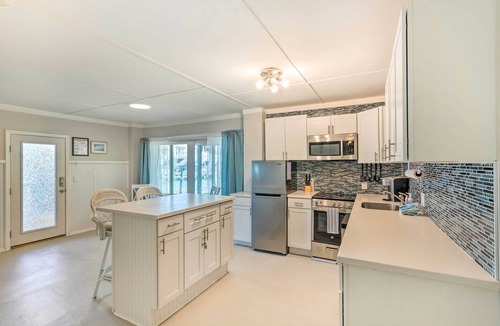 Perdido Key Coves One Apartment | Waterfront Pensacola Getaway, Walk to Beach!