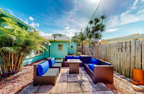 Goodland House | Waterfront retreat with bay views, dog-friendly, & snowbird-ready