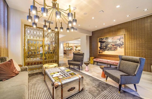 Baton Rouge Hotel | WATERMARK Baton Rouge, Autograph Collection