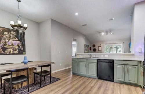 Westside House | Watermill Home