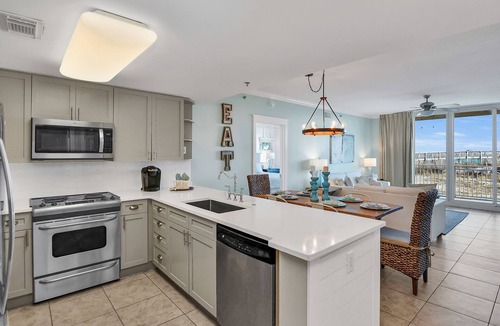 Fort Walton Beach - Destin Condo | 🌟 Waterscape A101 Oceanfront! Ground Floor 3BR + Bunkroom! Beach View!