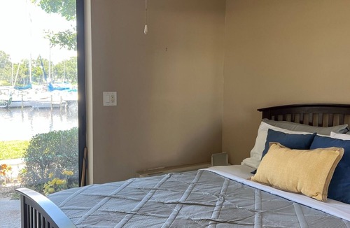 South Pensacola Condo | Waterview + 5 min to bases, downtown and 15 to beaches
