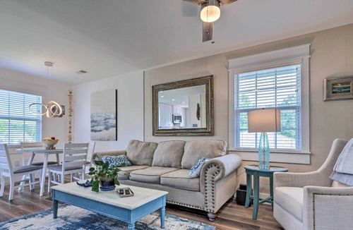 Waveland Cottage | Waveland 'Baycation House' - Close to Beaches