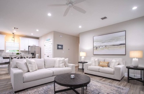 Waveland House | Waveland Beach Cottage B