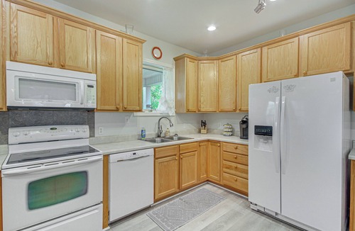 Waveland House | Waveland Vacation Rental - Walk to the Beach!