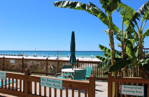Crescent Beach Condo | We❤️Snowbirds-Gulf FRONT-Beachside Pool-Billiards Room-2BR Mariner East 505