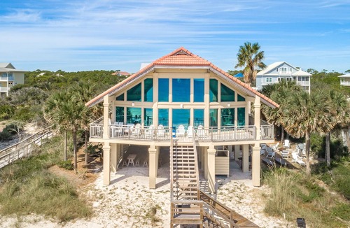 Treasure Beach Village House | Welcome to Island Dream, where dreams come true!