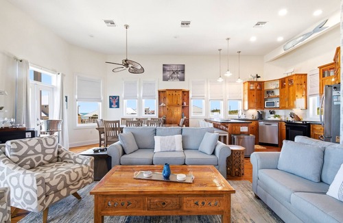East End House | Welcome to Rock Lobster!