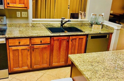 Snowden District House | Welcome to your home away from home!