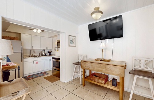 Laguna Beach House | Welcoming townhome with beach access - near amusement parks & golf