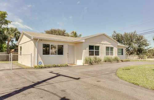 Riviera Beach House | West Palm Beach Vacation Rental ~ 2 Mi to Beach!