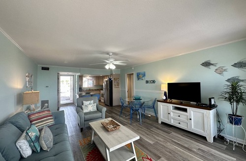 Holiday Isle Condo | Whispering Waves East - Unit 1134 with Beachfront view!