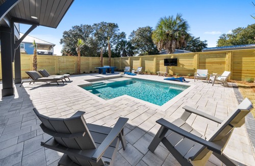 Laguna Beach Estates House | "White Heron" - Perfectly Located on the West End of Panama City Beach w/Private Pool + easy 5 minute walk to the Beach!