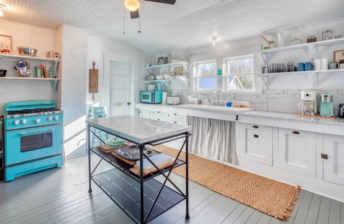 Waveland Other | White House in Waveland Retreat - Unique, Private and Peacefuln