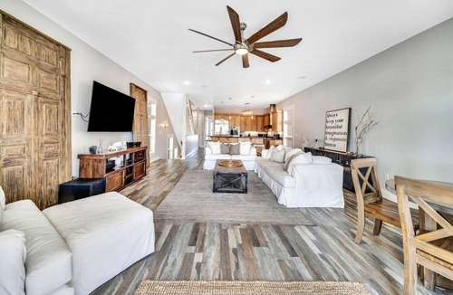 Bel Air House | Wild Herron-Boaters Paradise! Boat dock, Beach Views Private Pool. 4 BR home.