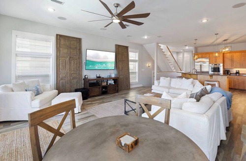 Bel Air House | Wilde Herron - Boaters Paradise, Private Pool, Sleeps 10
