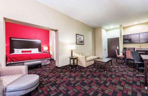 Lake Charles Hotel | Wingate by Wyndham Lake Charles Casino Area