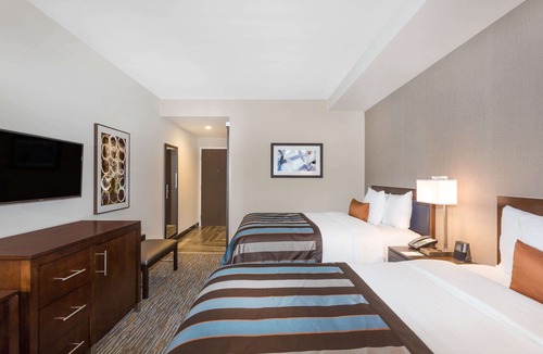 Doral Hotel | Wingate By Wyndham Miami Airport