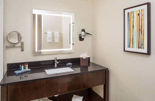 Doral Hotel | Wingate By Wyndham Miami Airport