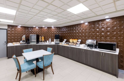Sulphur Hotel | Wingate by Wyndham Sulphur Near Lake Charles