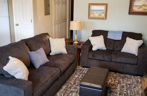 El Centro Beach House | Within 5 minutes of Pier Park! Newly refreshed & quiet!