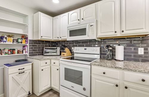 Citrus Springs Cottage | Withlacoochee River Retreat w/Dock: Paddle & Fish