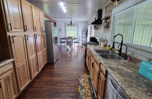 Diboll Cottage | Wonderful 3-bedroom cottage in charming Diboll
