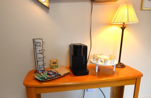 Tupelo Cottage | Woodlawn Cottage Joyner Area Sleeps 8