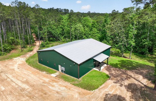 Woodville Cabin | Woodville Wilderness Retreat | 36-Acre Group Lodge