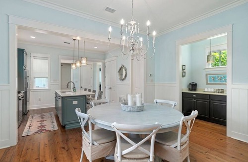 Watercolor House | World Class Location all amenities Included