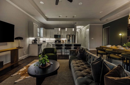 West Dallas House | World Cup 2026 HQ, Sleeps 8, Fire Pit & Backyard, 20 Min to Stadium
