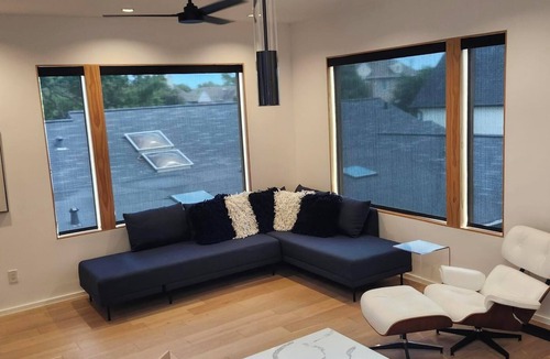 Braeswood Place Apartment | World Cup Luxury apartment 1.7 miles to NRG stadium, transportation included