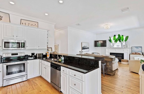 Gulfview Heights House | Wraparound Deck, Pool, Golf Cart Incl - Solstice