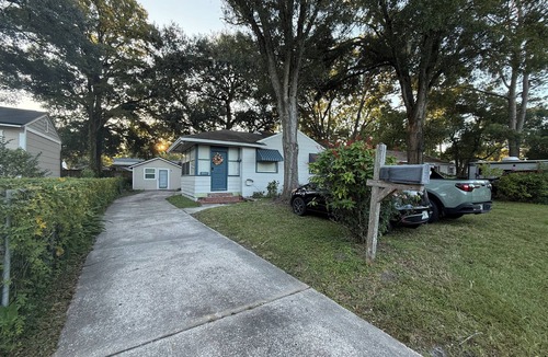 Southside House | Your Oasis in Jacksonville: Spacious, Beautiful, and in the Heart of the City!
