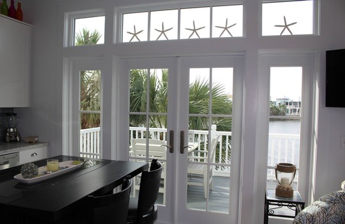 Sunnyside Cottage | Your personal complimentary beach loungers on an uncrowded beach are ready!