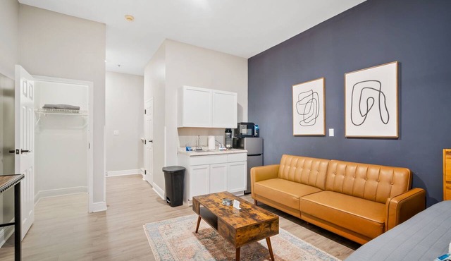 1 Bedroom Apartment at Oak + Fountain - #3
