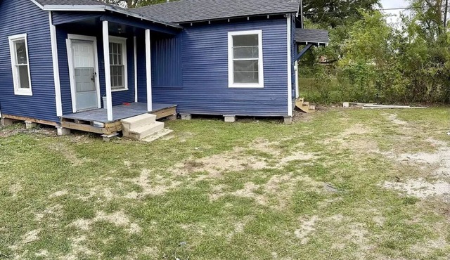 1Bed and 1Bath house for Rent