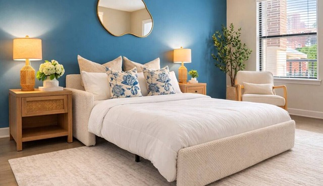 1BR Modern Home, WORKERfriendly, Pool&Gym, KINGbed