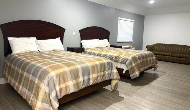 2 Serene Units | Great for Unwinding After a Long Travel Day | Free Breakfast