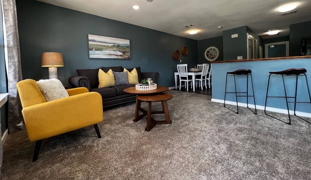 2BR/2BA Apt, near Paris, Pat Mayse Lake, 10 min from Choctaw Casino in Grant OK