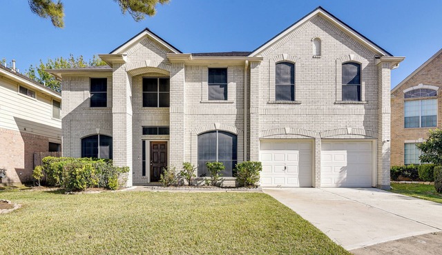 3,500-Sq-Ft Retreat w/Private Yard in Sugar Land!