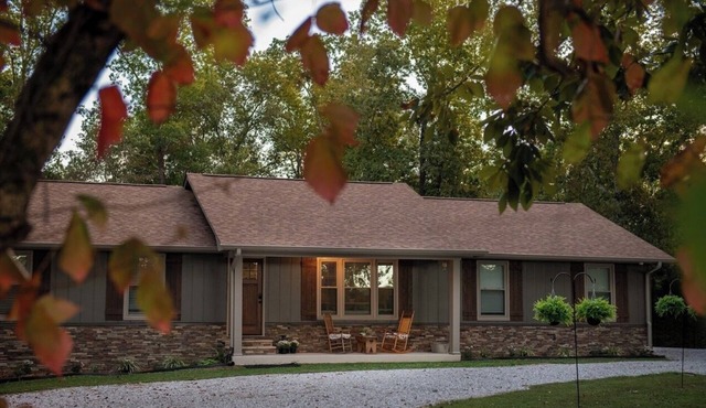 3 for 1 Full Ranch Stay Sleeps [19] Weddings & Family Gatherings