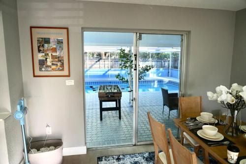3Bd Nordic pool house, near Hard Rock