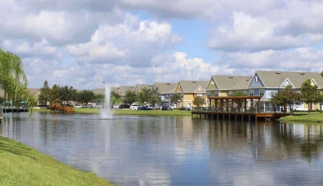 3BR Resort Townhome 4mi Disney | Pools, Arcade