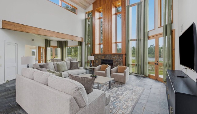 4 Bedroom Waterfront Home