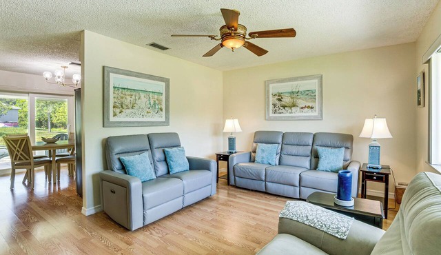 4 Mi to Hospitals! Port Charlotte Home w/Lanai