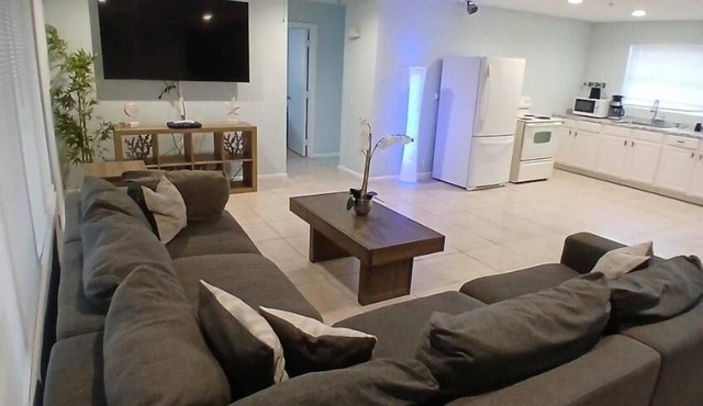4BR 2BA Near Beach Perfect For Familes