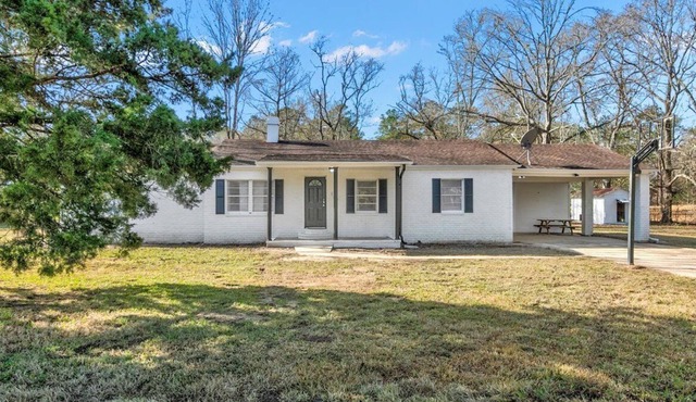 5 bedroom home in Vidor