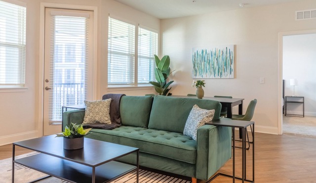500East-EmeraldGreen