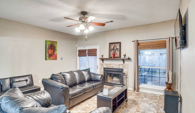 Alexandria Vacation Rental w/ Patio & Yard!